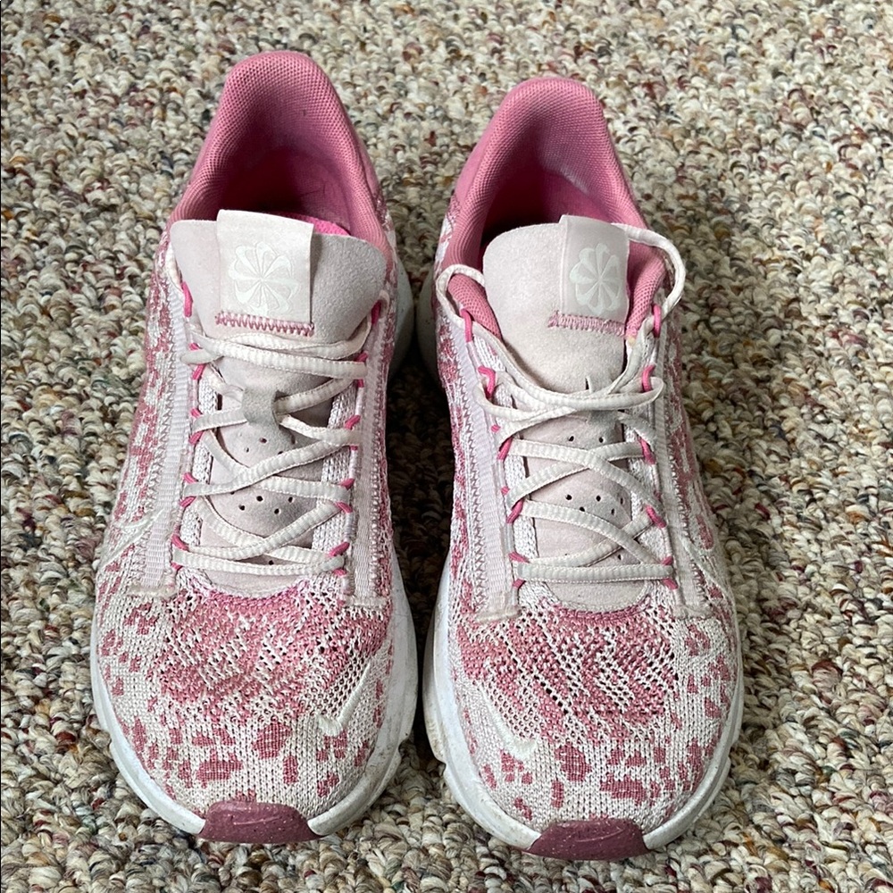 Nike Pink Sneakers